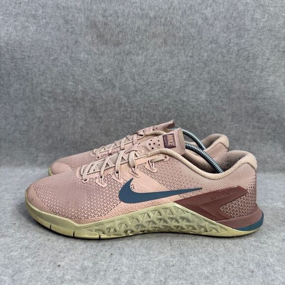 Nike Shoes Womens 9.5 Metcon 4 Pink Crossfit Athletic Running Sneaker 924593-240 - Picture 1 of 10